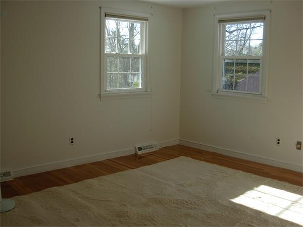 125 Devon Road Norwood, MA 02062 - Photo 8 of 14 Gallery Image 8