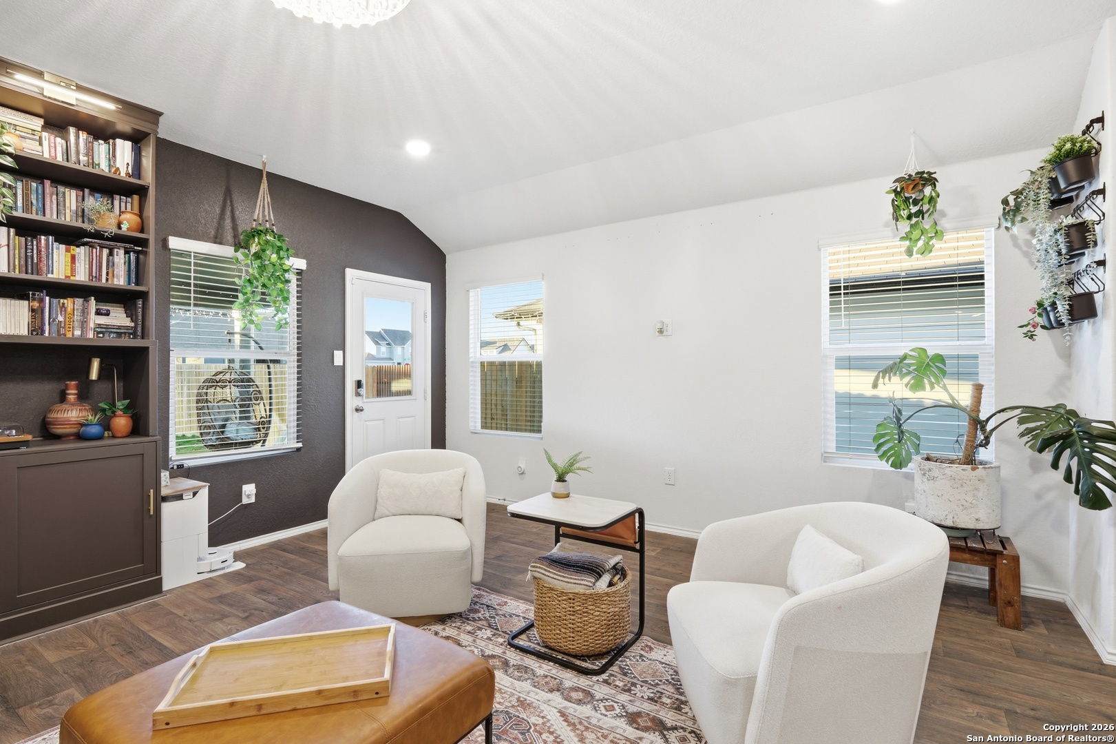 404 Signe Seguin, TX 78155 - Photo 23 of 42