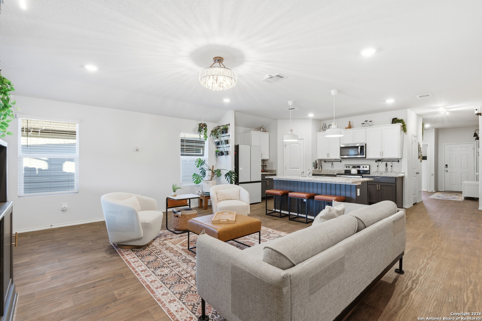 404 Signe Seguin, TX 78155 - Photo 9 of 42