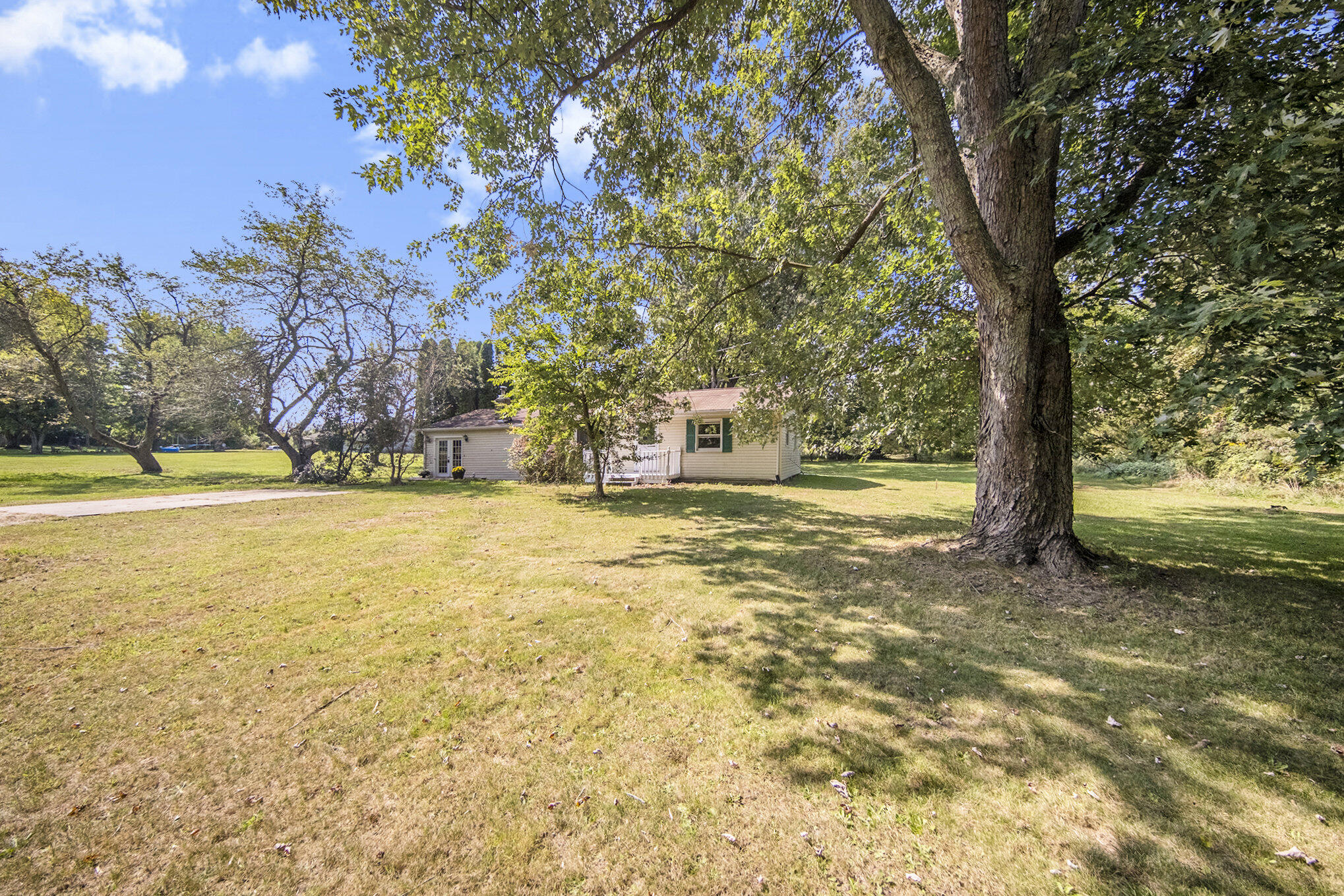 9000 North Meridian Road Pleasant Lake, MI 49272 - Photo 1 of 28 001_sbp_107