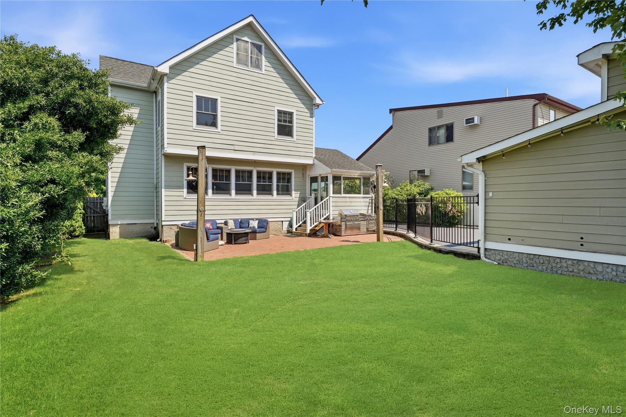 2544 Riverside Avenue Seaford, NY 11783 - Photo 49 of 50