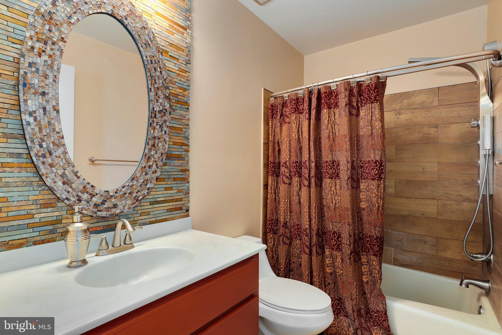 9425 Lost Trail Way Potomac, MD 20854 - Photo 34 of 42