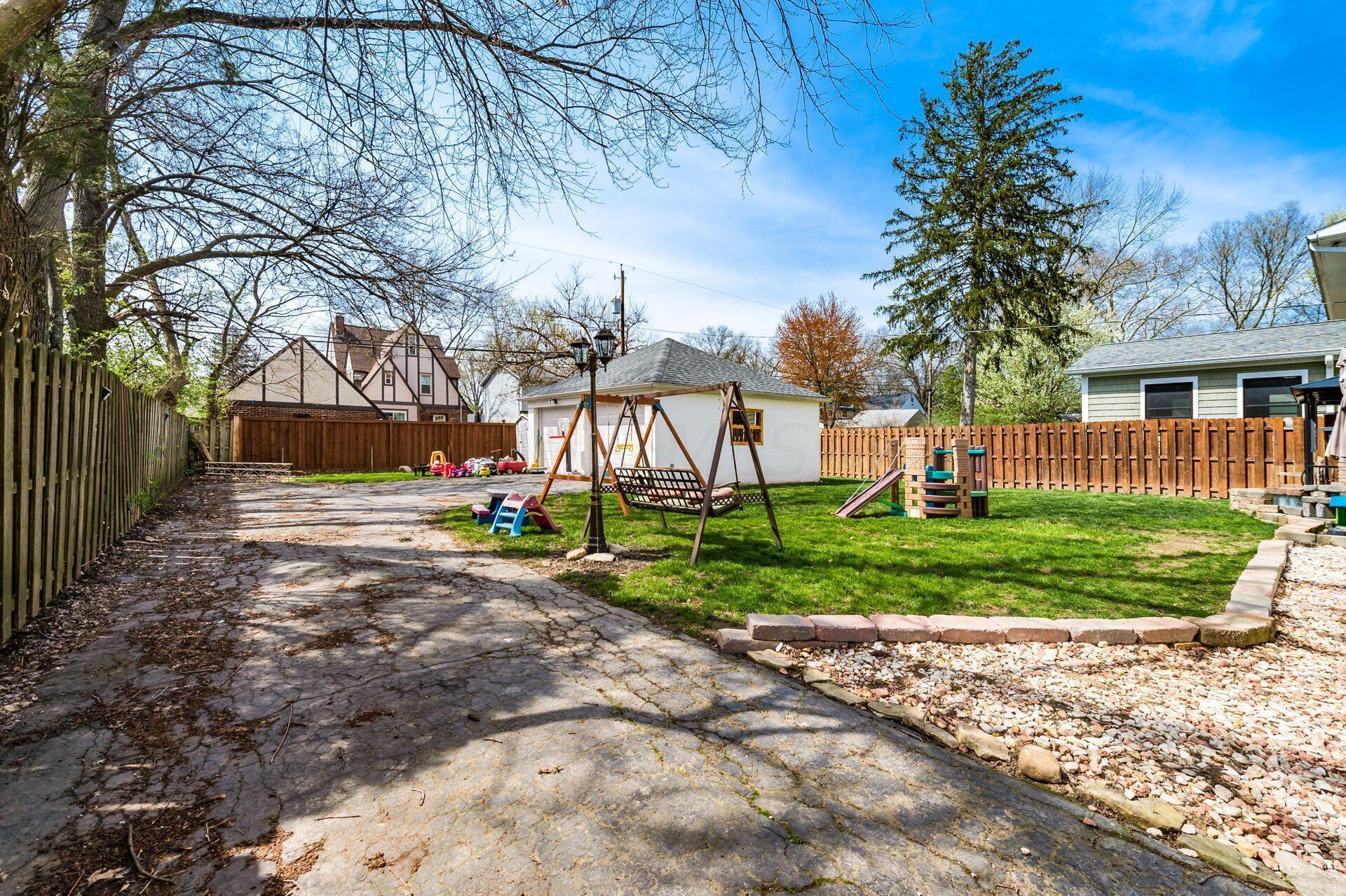 183 South Harding Road Columbus, OH 43209 - Photo 45 of 49 040_4e9a_W S Harding Rd-088-2