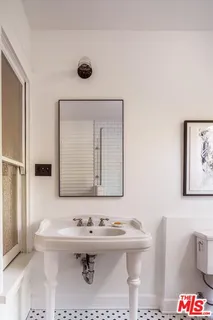 $2,750,000 | 901 Isabel Street, Los Angeles, CA 90065