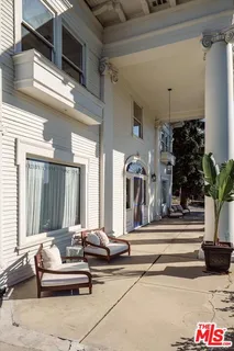 $2,750,000 | 901 Isabel Street, Los Angeles, CA 90065