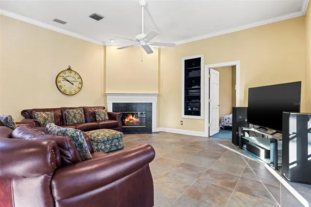 $5,000 | 6445 Renwick Circle, Tampa, FL 33647