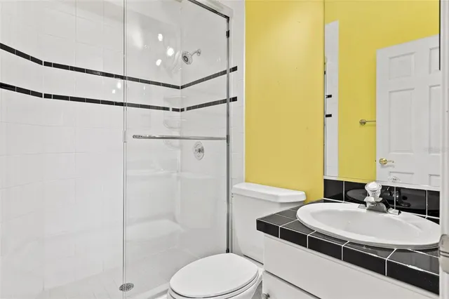 $5,000 | 6445 Renwick Circle, Tampa, FL 33647