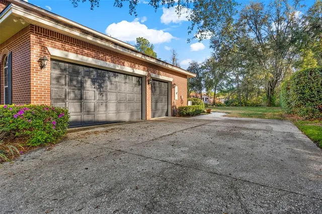 $5,000 | 6445 Renwick Circle, Tampa, FL 33647