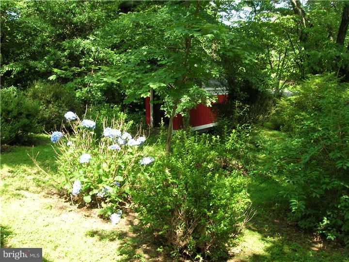 1118 Wrightstown Road Newtown, PA 18940 - Photo 17 of 17 Front Yard