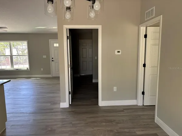 $279,900 | 3055 West Viking Lane, Dunnellon, FL 34433