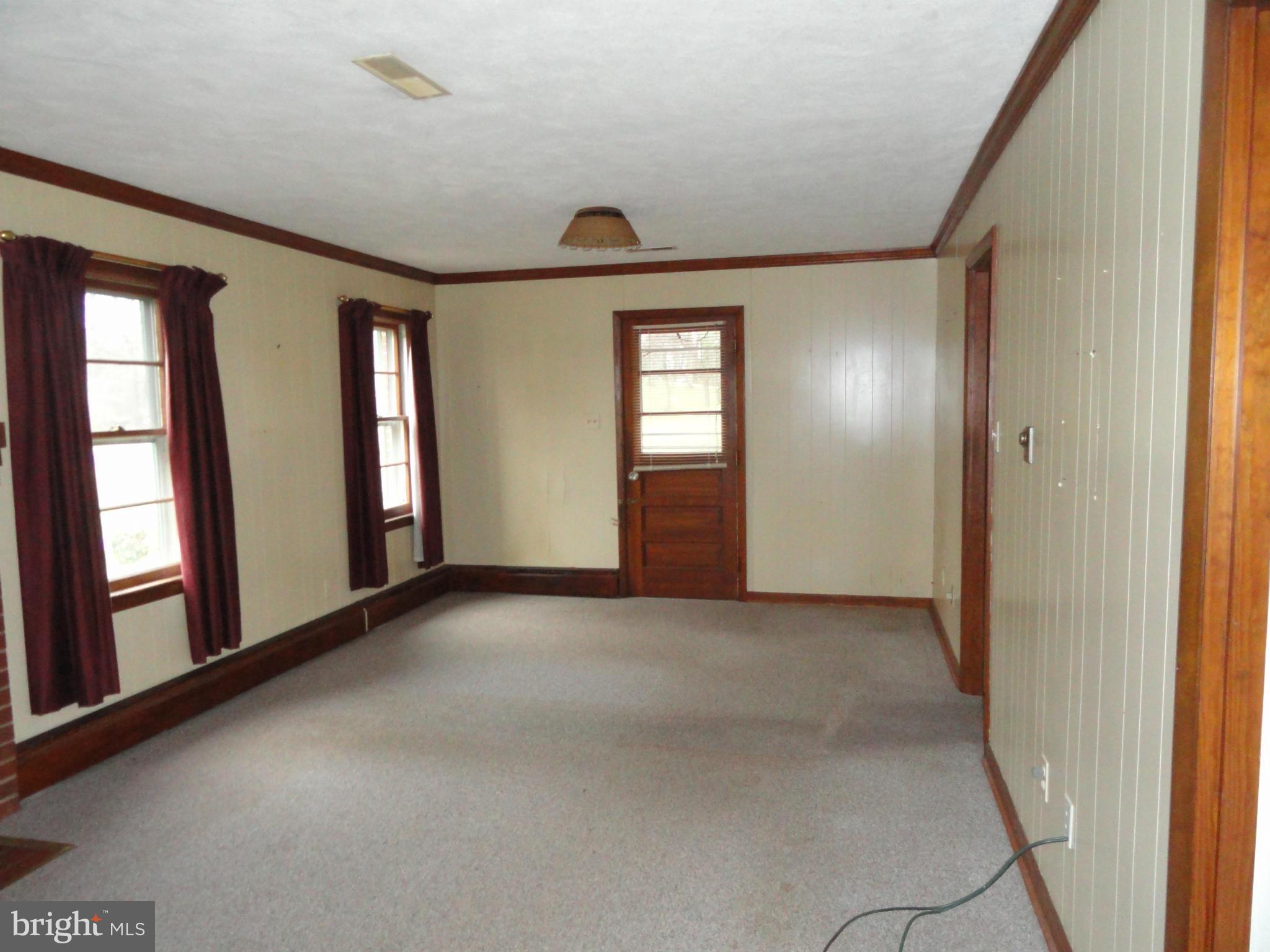 12350 Metlock Road Culpeper, VA 22701 - Photo 4 of 11 Dining Room
