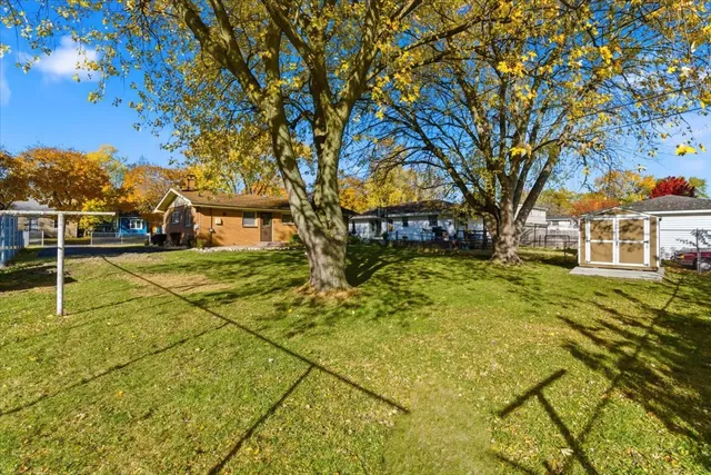 $215,000 | 2311 Horeb Avenue, Zion, IL 60099