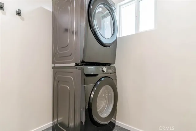 $3,250 | 11937 Burton Street, North Hollywood, CA 91605