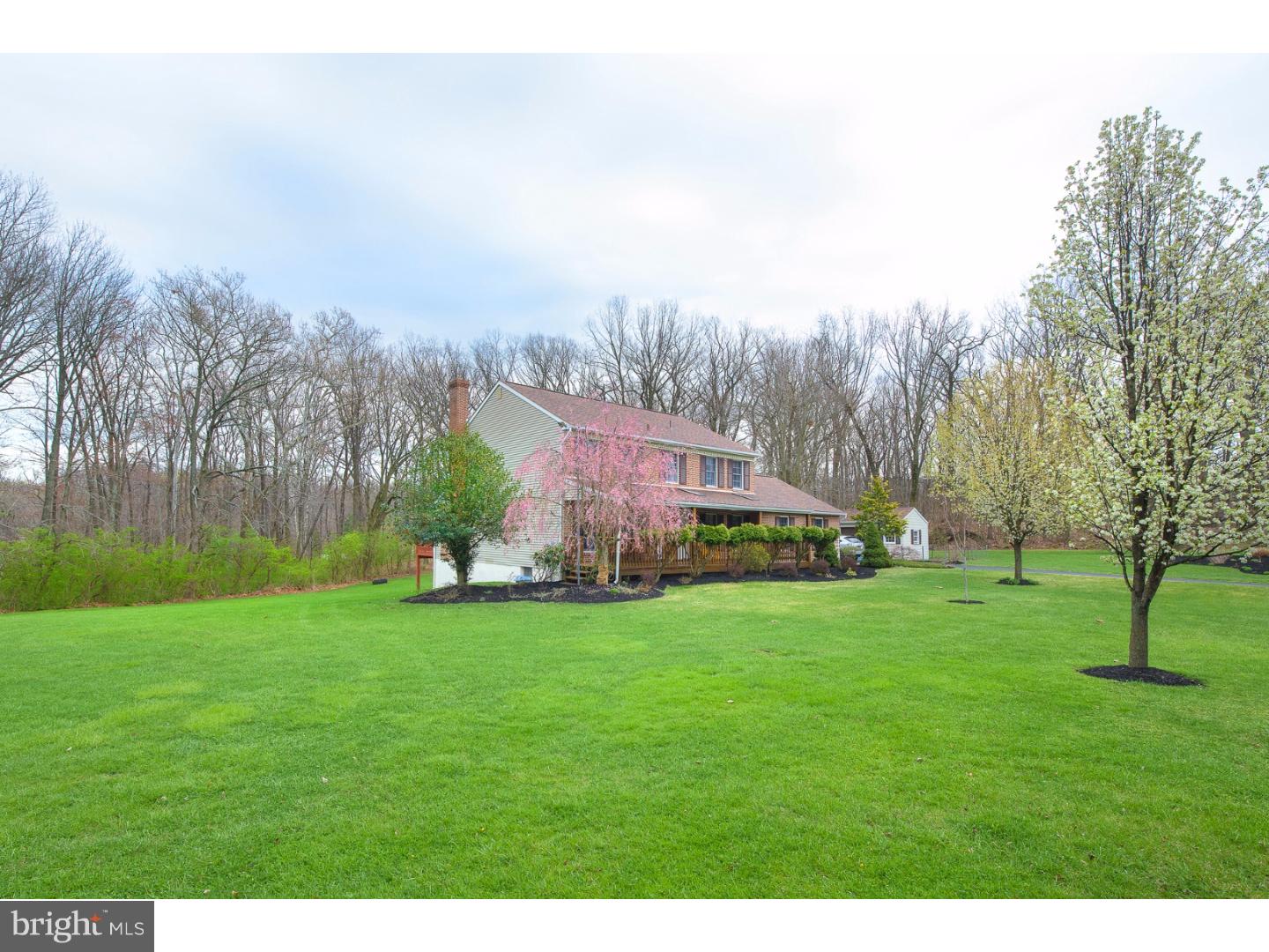 3 Steever's Court Shillington, PA 19607 - Photo 2 of 24 Gallery Image 2