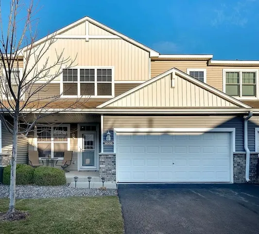 $284,999 | 1650 White Pine Way, Unit B, Carver, MN 55315