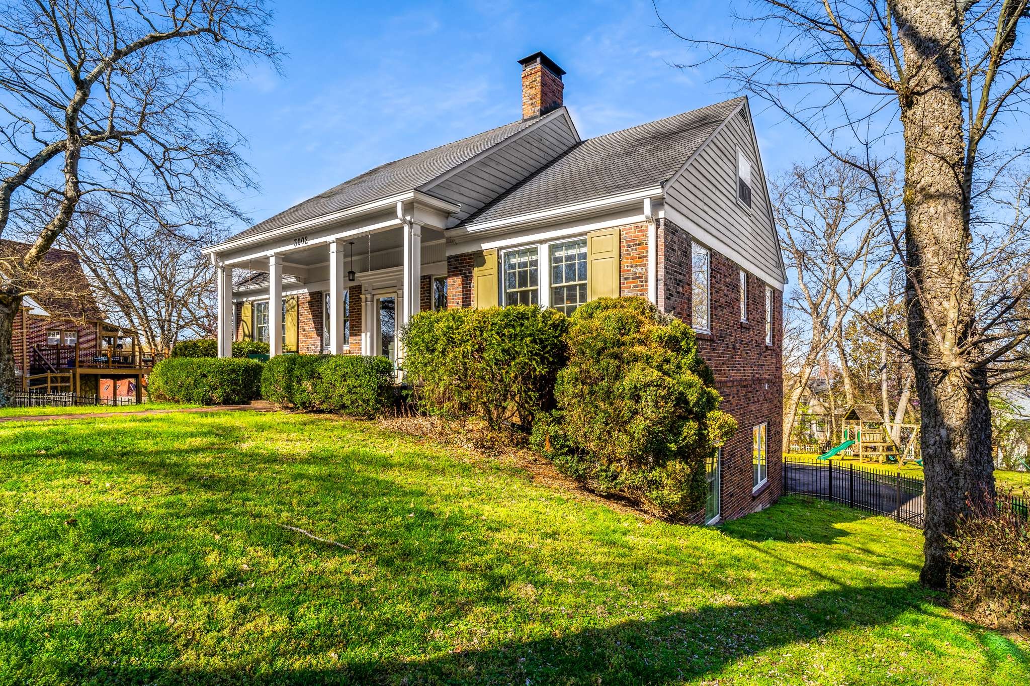 3002 Overlook Drive Nashville, TN 37212 - Photo 3 of 46 a front view of house with yard and green space