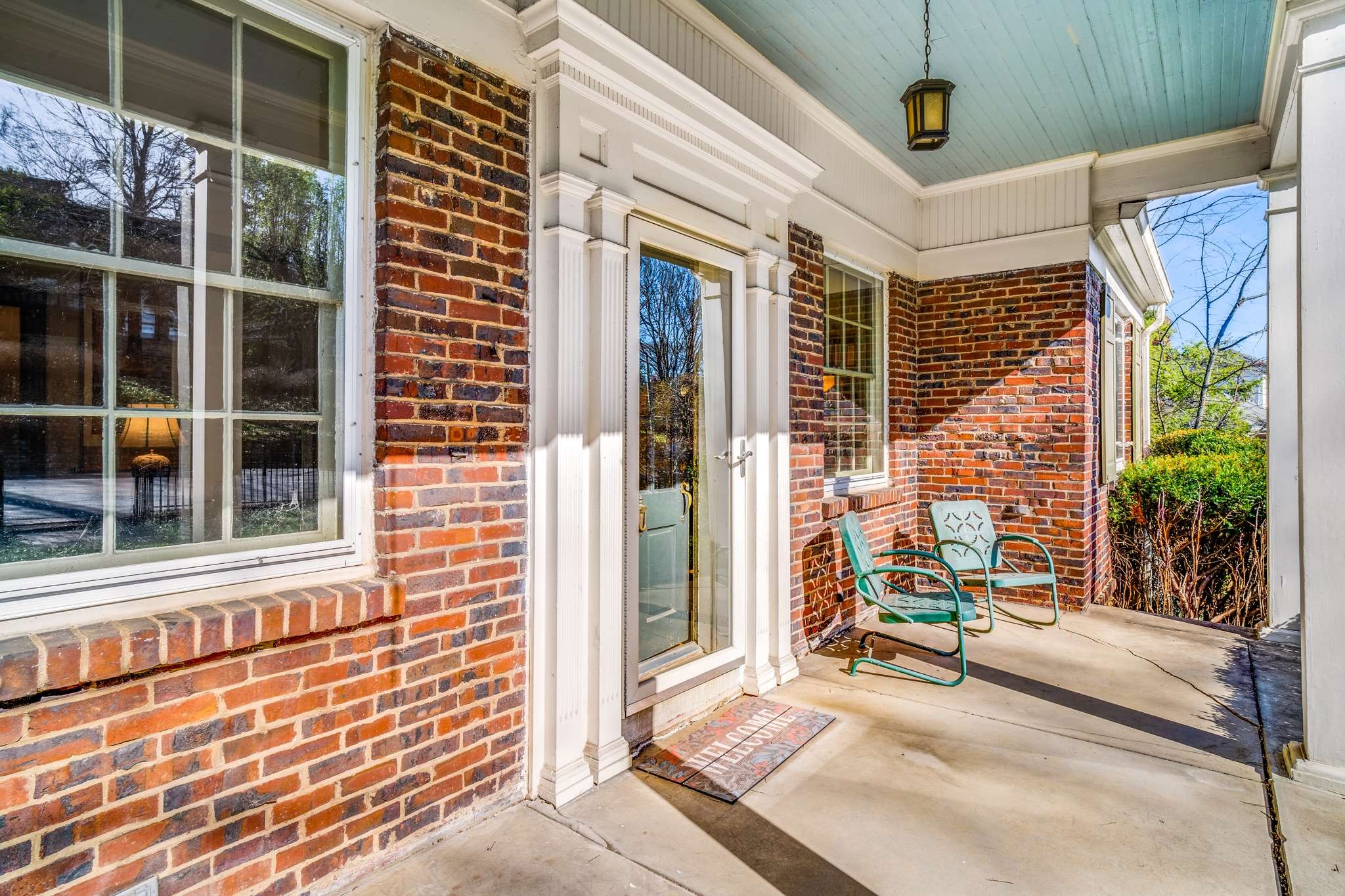 3002 Overlook Drive Nashville, TN 37212 - Photo 5 of 46 a view of a entryway door of the house