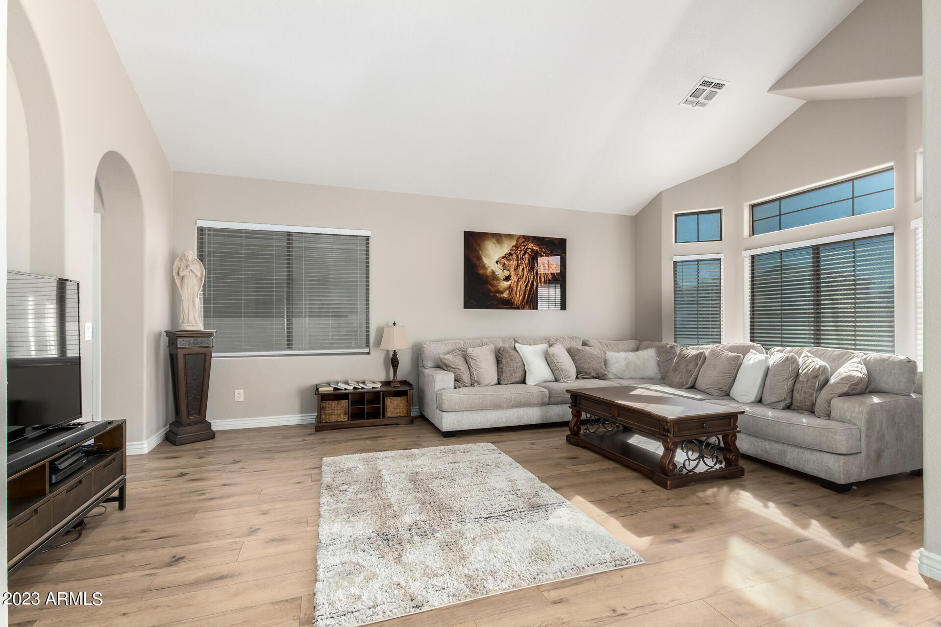 3554 East Caleb Way Gilbert, AZ 85234 - Photo 5 of 33 08 - Caleb