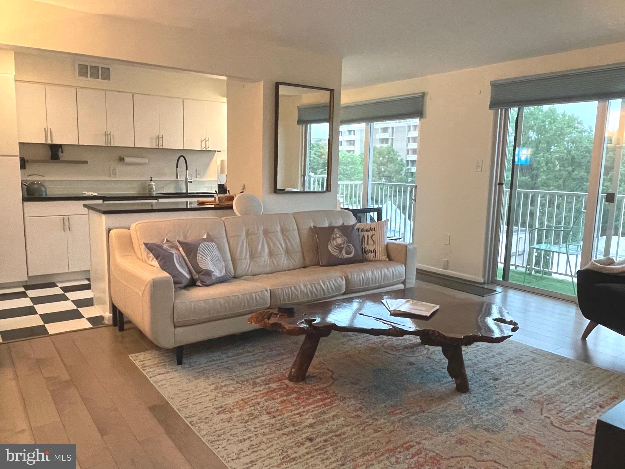 510 N Street Southwest, Unit N625 Washington, DC 20024 - Photo 2 of 62 WALLS OF GLASS