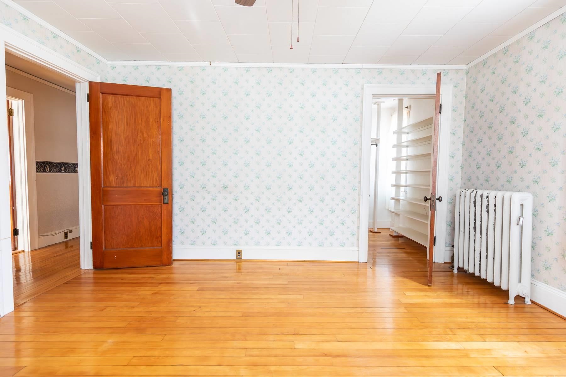 9 Tuttle Street Rockingham, VT 05101 - Photo 37 of 52