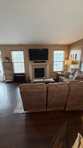 $287,500 | 1704 Sebastian Drive, Woodstock, IL 60098