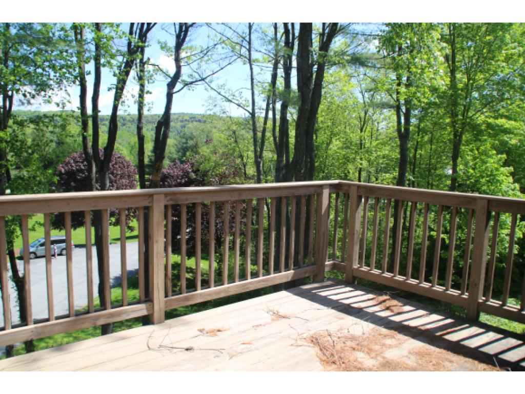 917-4c Murphys Road, Unit 4C Quechee, VT 05059 - Photo 2 of 25 Gallery Image 2