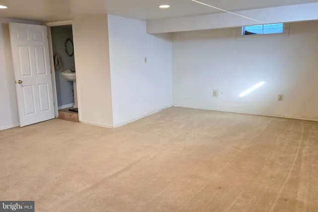 $329,900 | 1980 Larch Avenue, East Petersburg, PA 17520