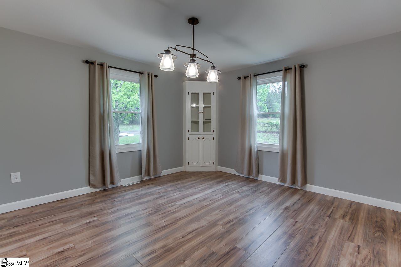 570 Victor Hill Road Greer, SC 29651 - Photo 24 of 33