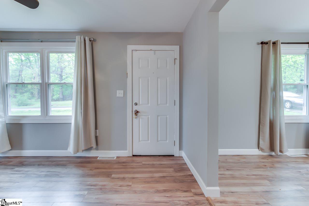 570 Victor Hill Road Greer, SC 29651 - Photo 28 of 33