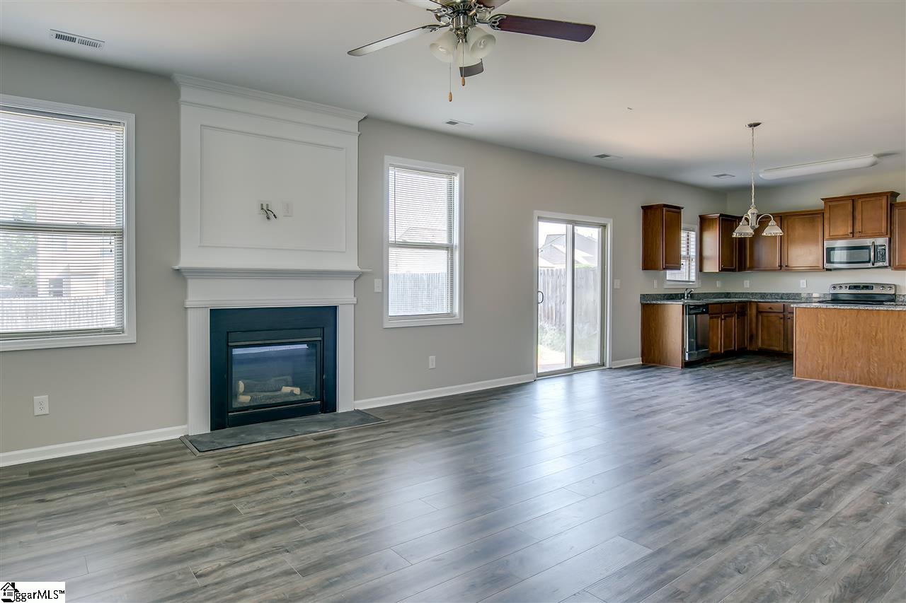 112 Shefleys Road Simpsonville, SC 29680 - Photo 3 of 32 Gallery Image 3
