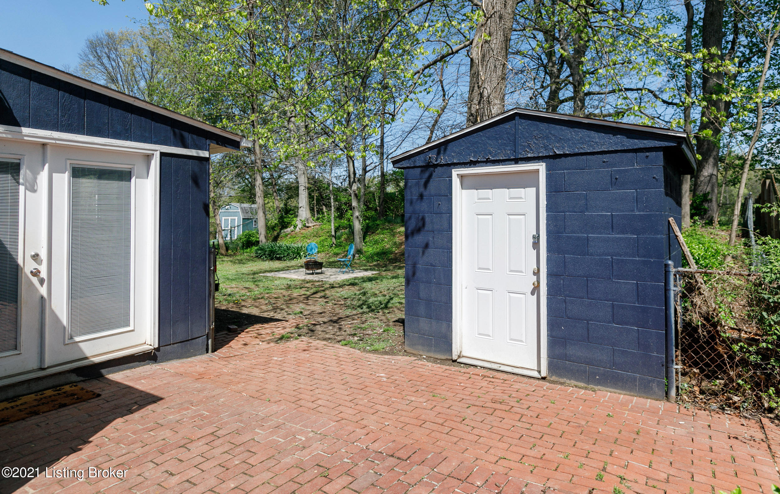 1841 Heaton Road Louisville, KY 40216 - Photo 29 of 33 029