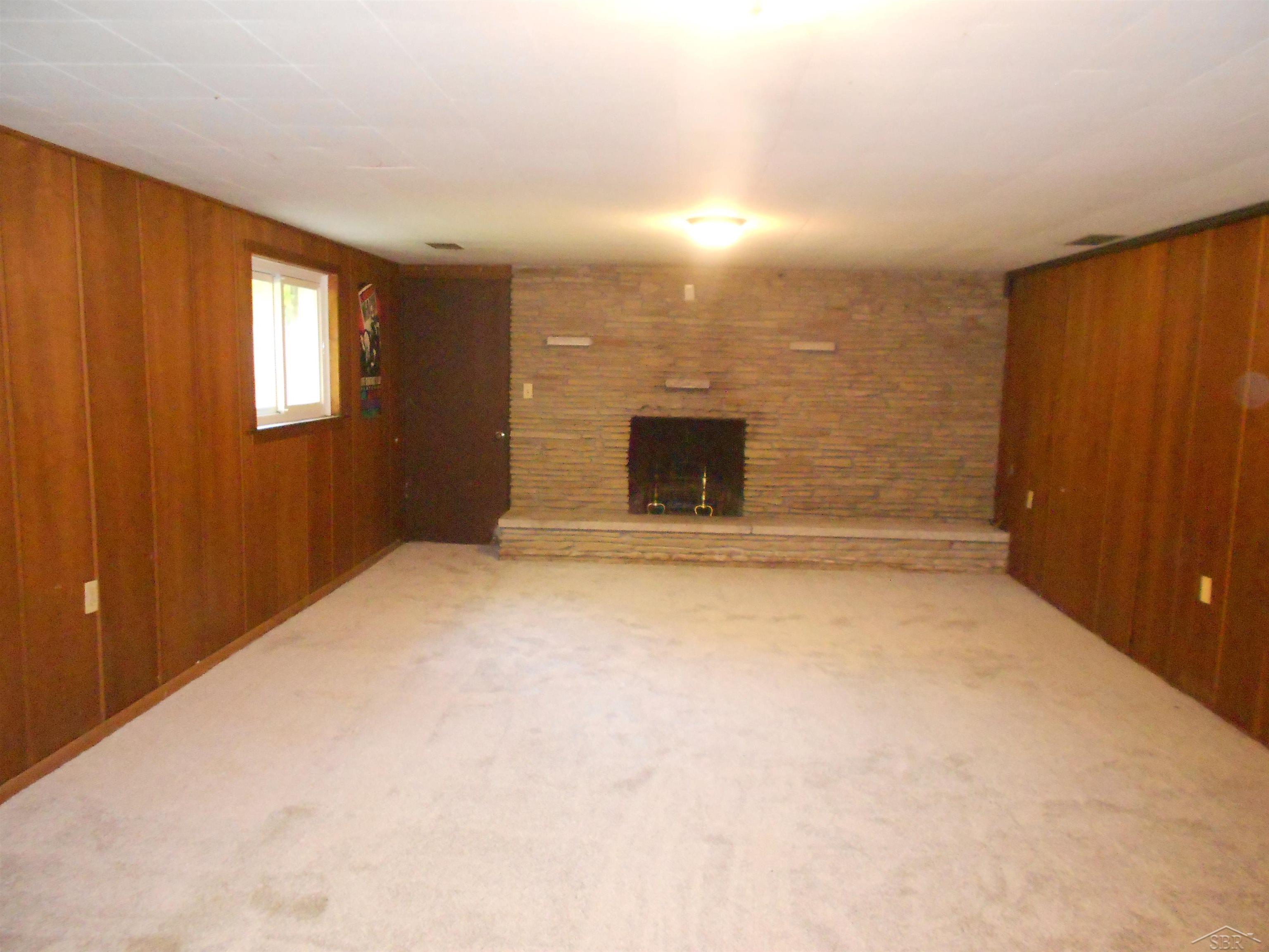 6825 Midland Road Freeland, MI 48623 - Photo 10 of 30 50114240-9.JPG