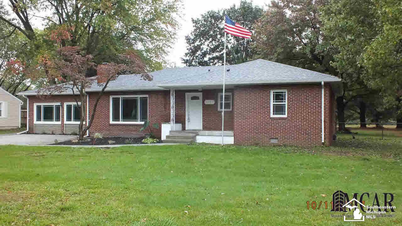 1623 West Temperance Road Temperance, MI 48182 - Photo 2 of 21 21378447-1.JPG