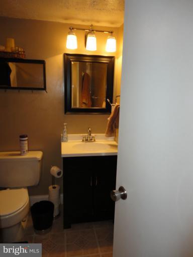 1417 Northgate Square, Unit 14172 Reston, VA 20190 - Photo 9 of 14 Bath