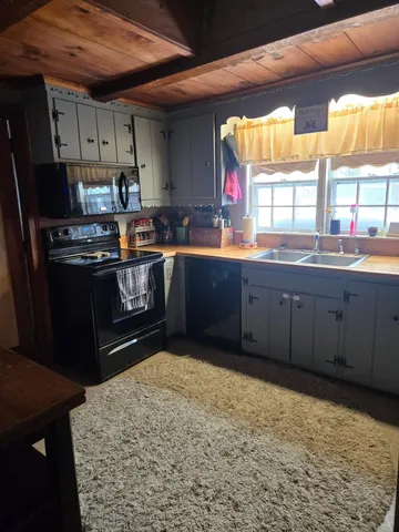 $449,900 | 26 Pike Street, Epping, NH 03042