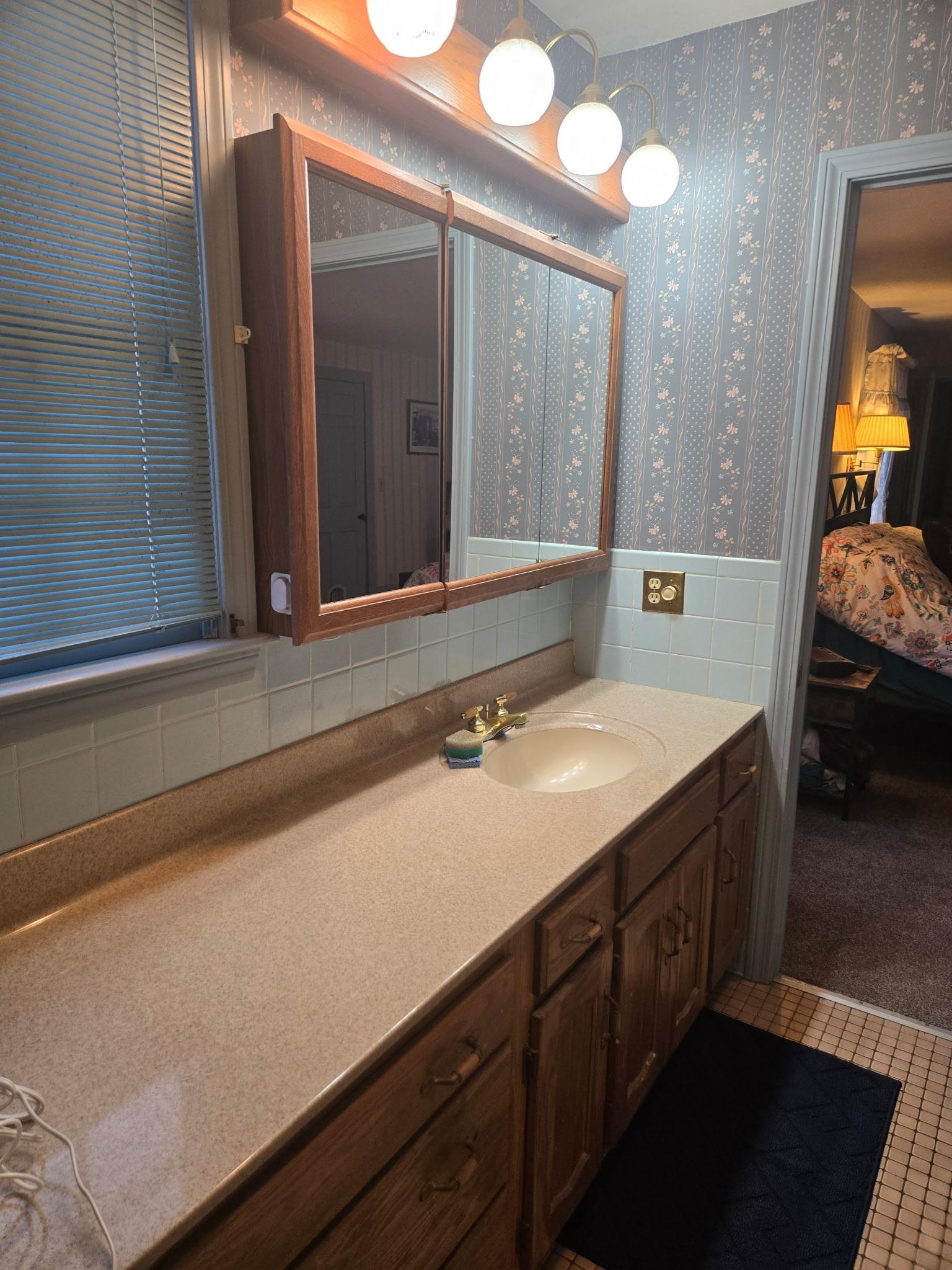 26 Pike Street Epping, NH 03042 - Photo 17 of 27