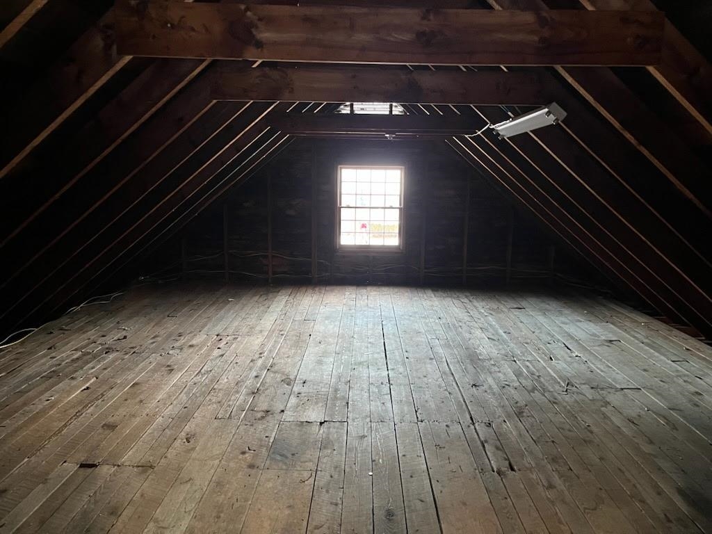 26 Pike Street Epping, NH 03042 - Photo 6 of 27