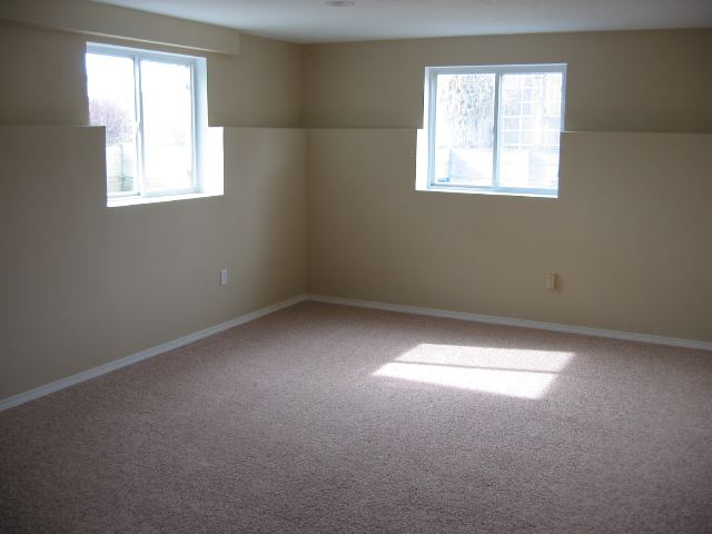 2427 West Strong Road Spokane, WA 99208 - Photo 7 of 9 Gallery Image 7