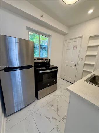 $3,500 | 1542 Jefferson Avenue, Unit 8, Miami Beach, FL 33139