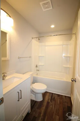 $1,450 | 150 South Crow Road, Unit 1601, Pensacola, FL 32506