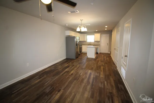 $1,450 | 150 South Crow Road, Unit 1601, Pensacola, FL 32506