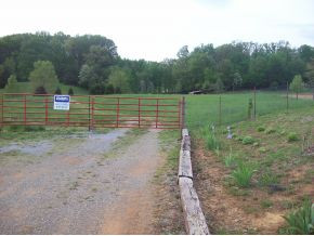 Tbd Tbd Susong Memorial Road Greeneville, TN 37743 - Photo 3 of 3 GATED ENTRANCE