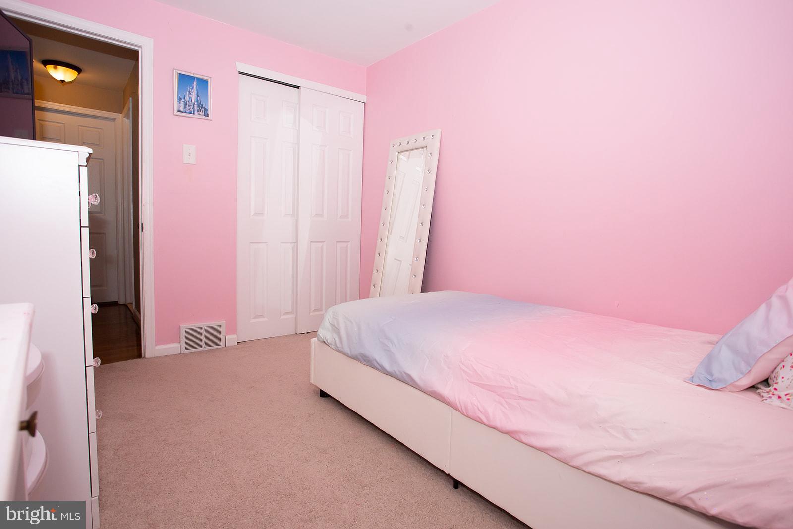 12626 Richton Road Philadelphia, PA 19154 - Photo 14 of 25