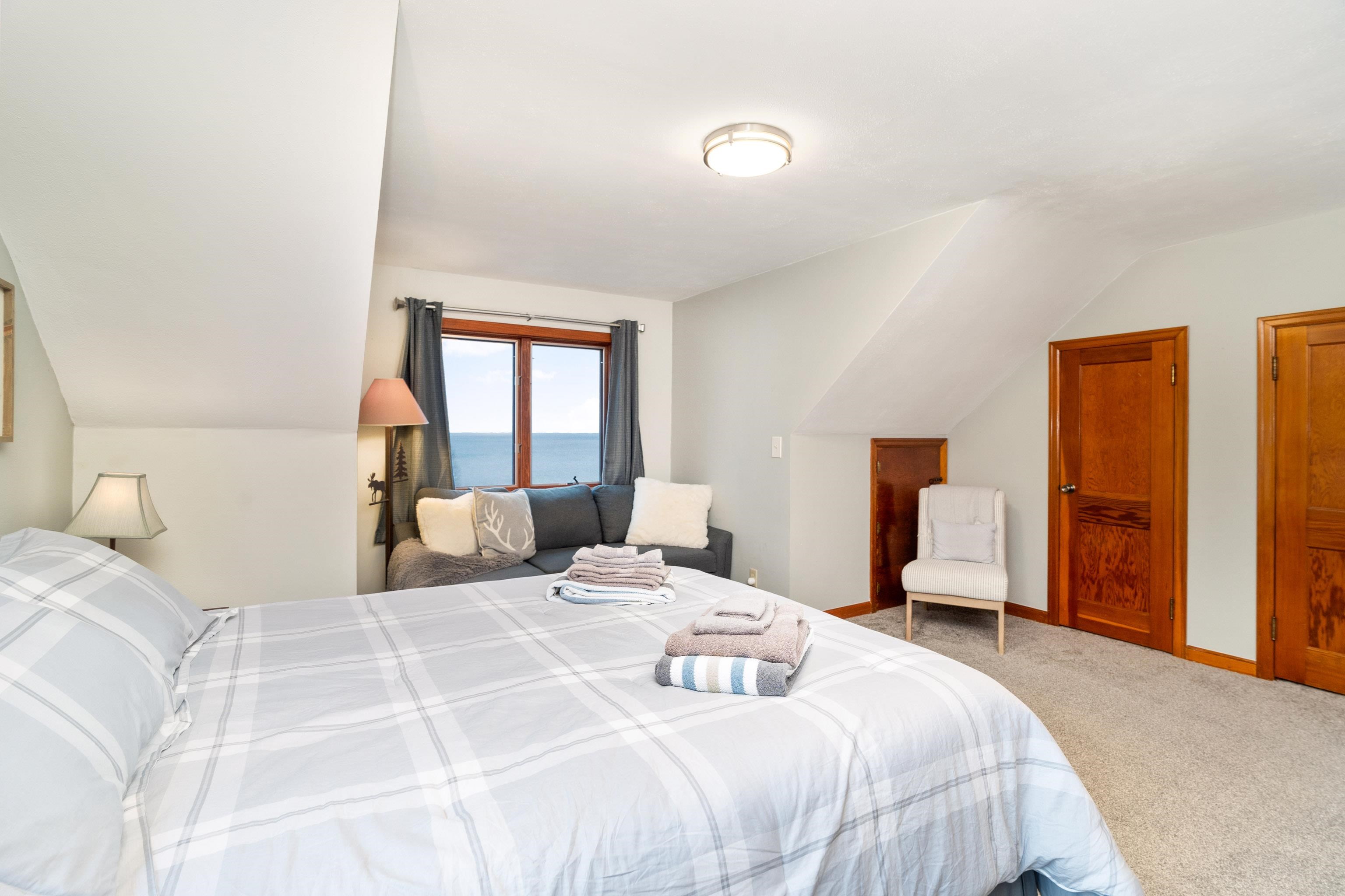 107 South Avenue Two Harbors, MN 55616 - Photo 29 of 58 Bedroom