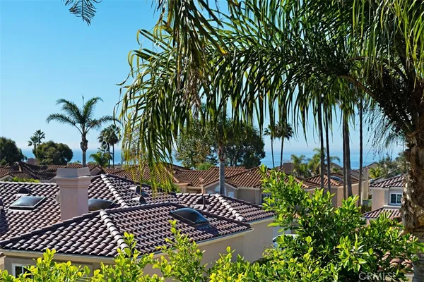 a view of a yard and patio