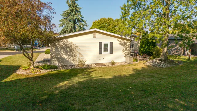 $140,000 | 317 Cadgewith East, Lansing, MI 48906