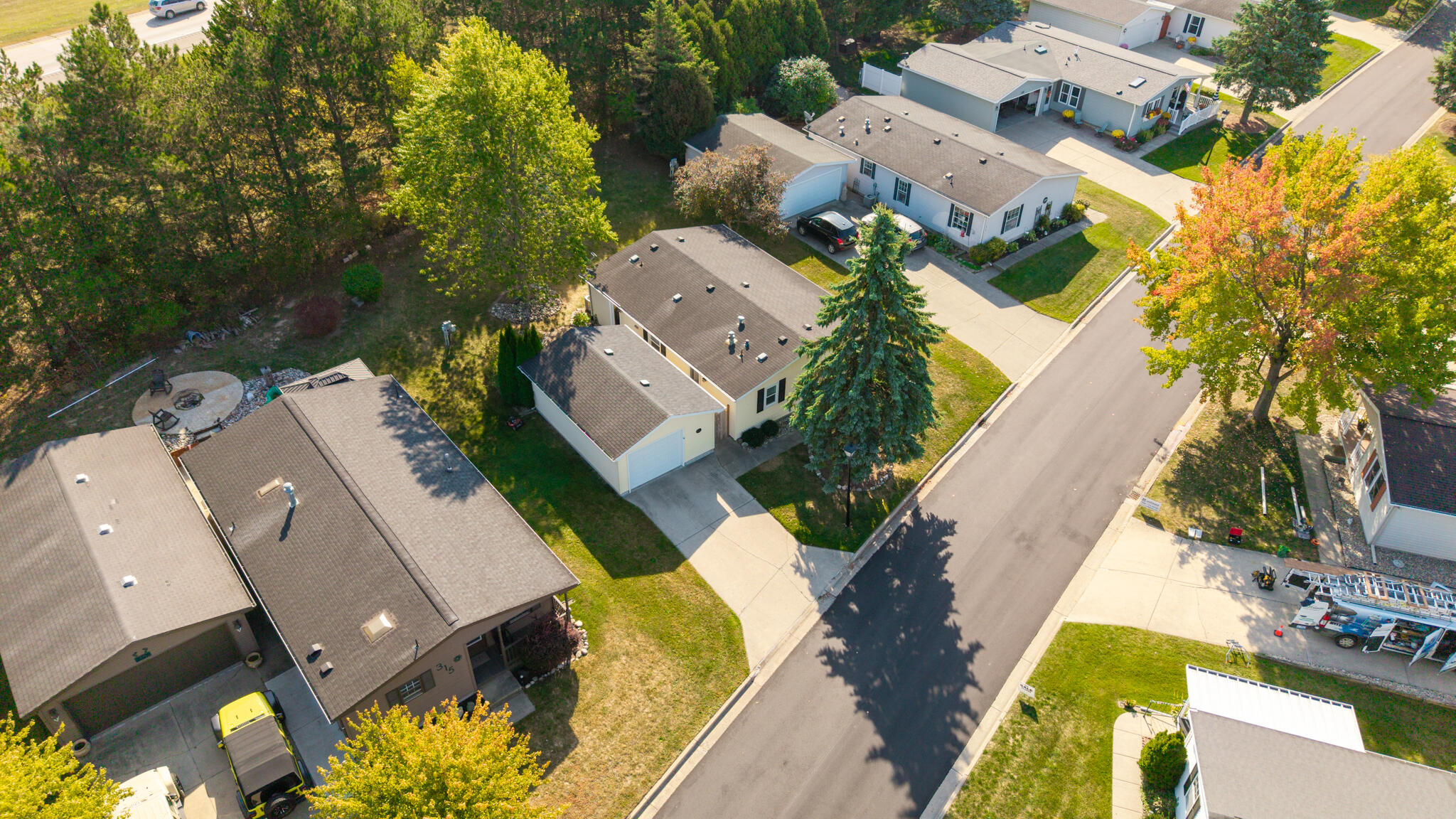 317 Cadgewith East Lansing, MI 48906 - Photo 28 of 34 317_Cadgewith_BROCK-12