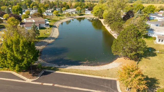 $140,000 | 317 Cadgewith East, Lansing, MI 48906