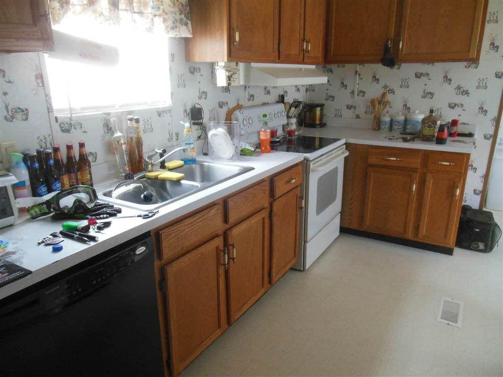 402 Barksdale Road Iva, SC 29655 - Photo 7 of 12