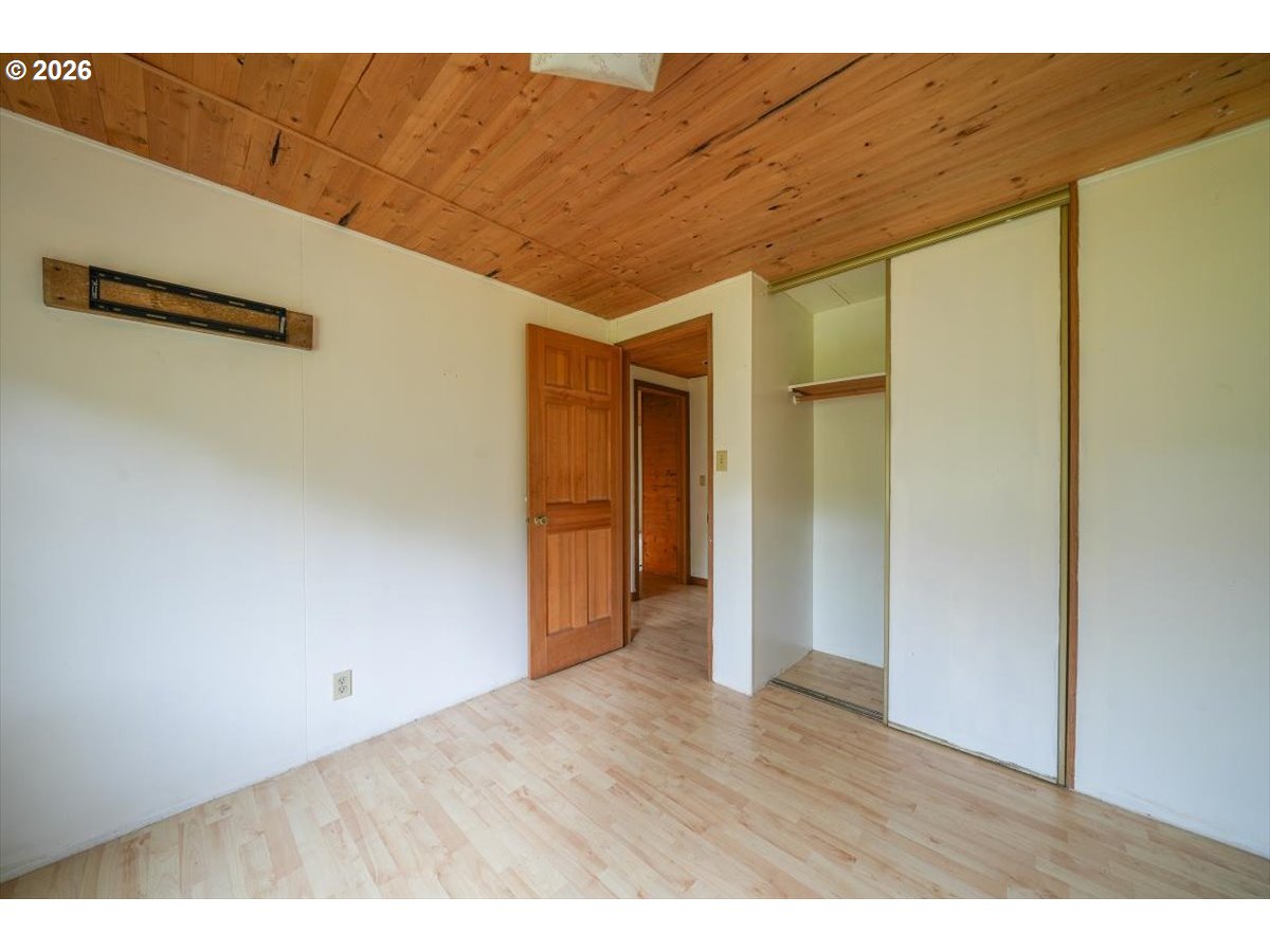 33926 Ford Mill Road Lebanon, OR 97355 - Photo 26 of 35